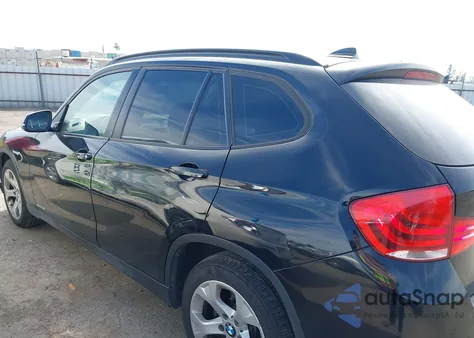 2015 BMW X1 Sdrive28I z USA, uszkodzony, nr VIN WBAVM1C59FV315329